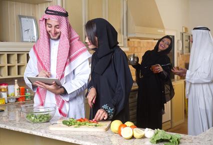 هدايا متواضعة في عيد الحبّ تشعرها بتميّزها